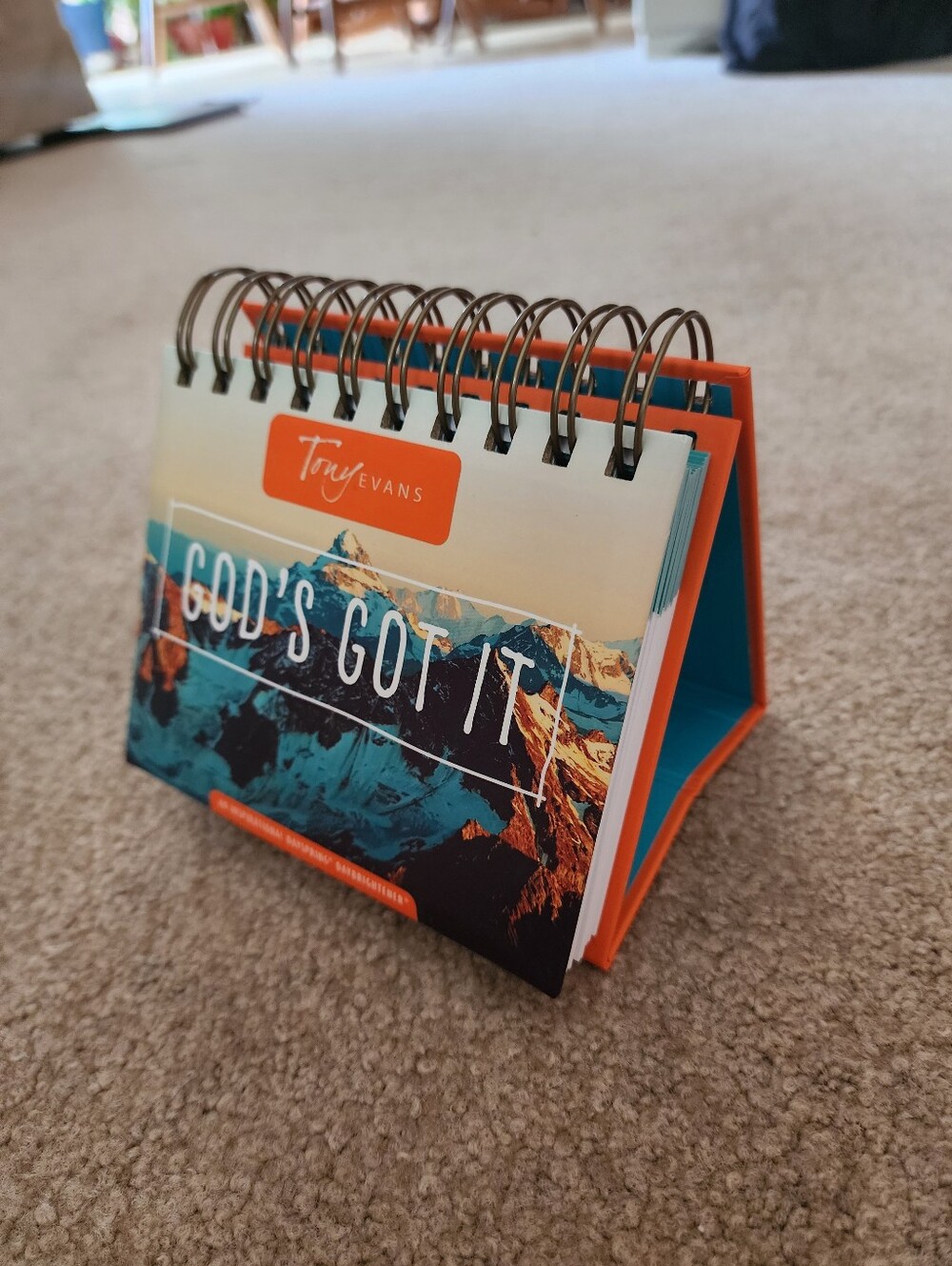 Tony Evans "God's Got It" Desk Calendar - Orange & Blue